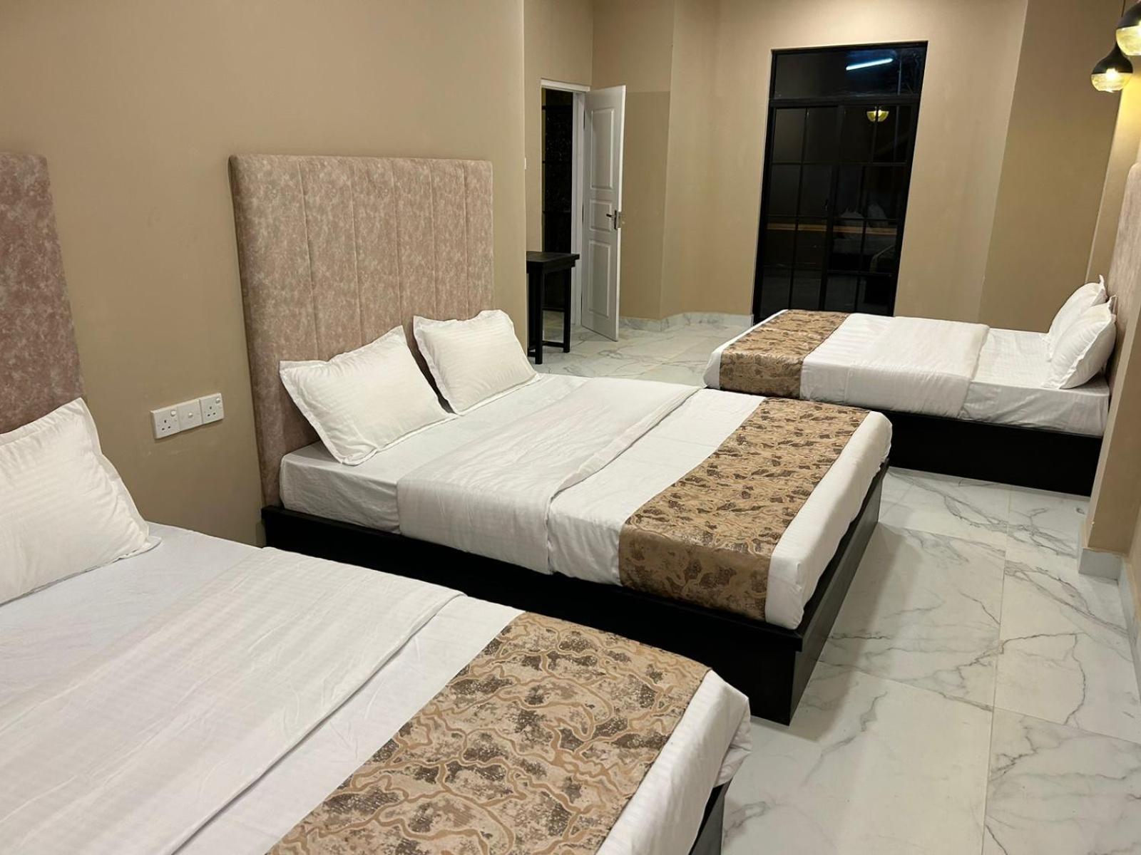 Royal Bliss Hotel Нувара-Элия Экстерьер фото