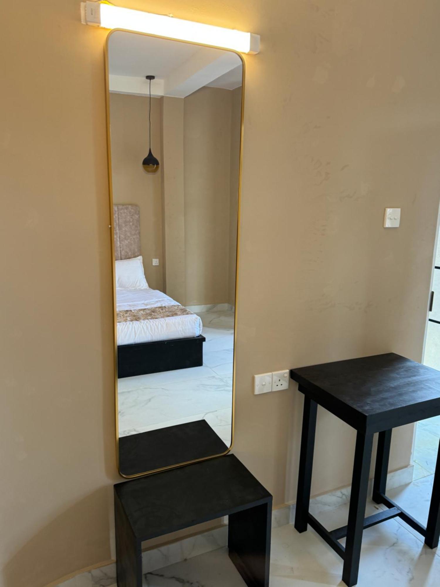 Royal Bliss Hotel Нувара-Элия Экстерьер фото